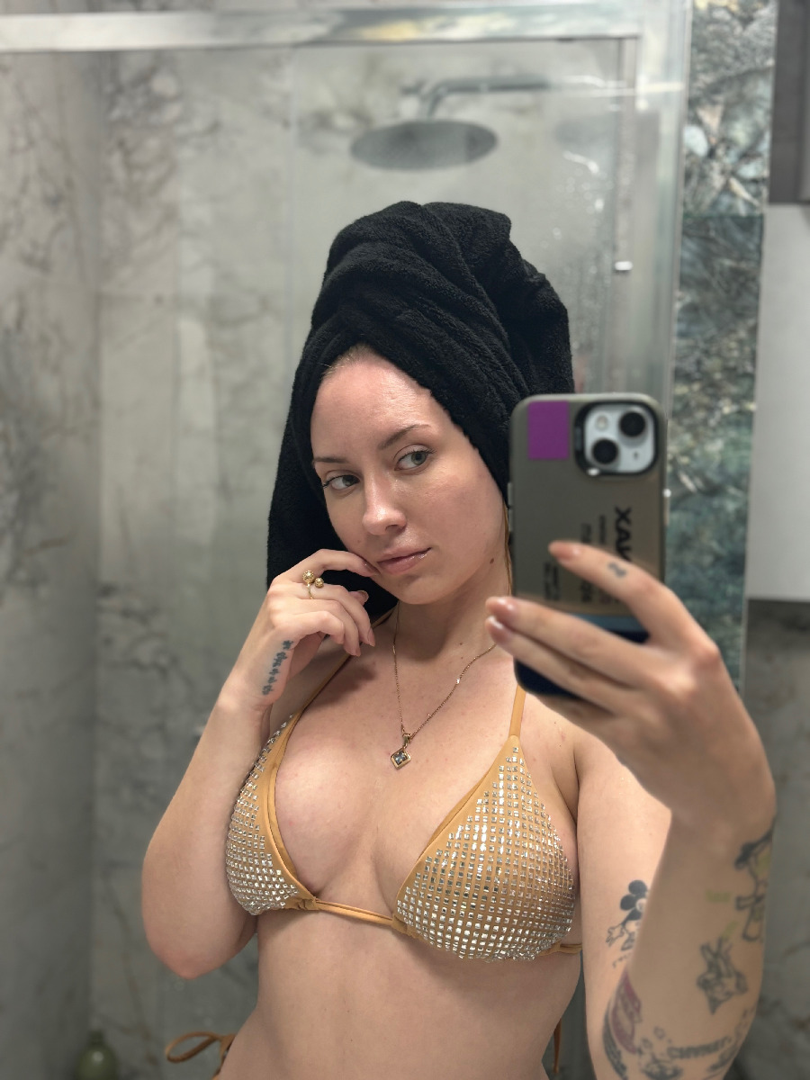 Nude girl KateV in Cagayan de Oro