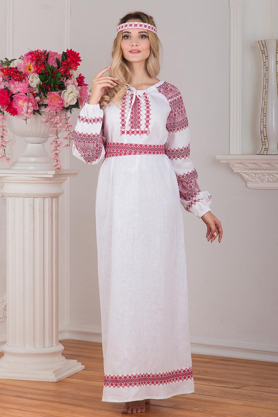 Women in Slavic costumes in Cagayan de Oro