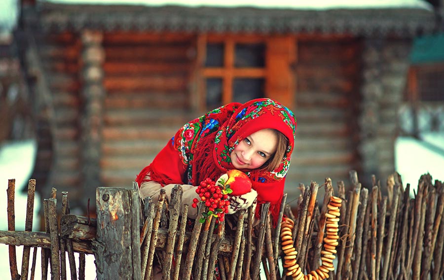 Sexy girl Women in Slavic costumes in Cagayan de Oro