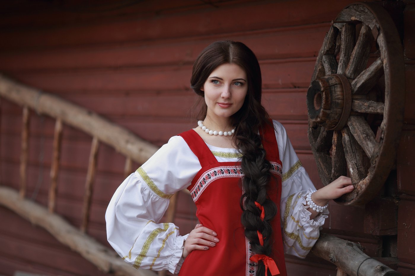 Girls in Slavic costumes in Cagayan de Oro